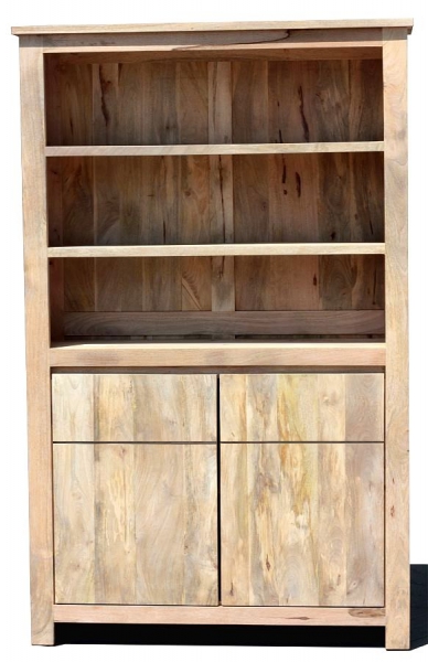Hoher HAGA-Regal mit Regalböden aus massivem Mangoholz  Hoher HAGA-Regal mit Regalböden aus massivem Mangoholz